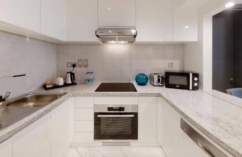 Al Mankhool House | Two Bedroom Apartment Near Al Maya Supermarket