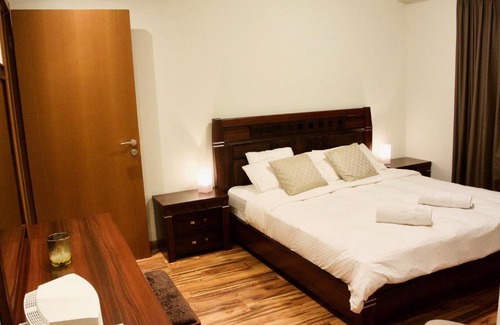 Jumeirah Lake Towers Apartment | Two Bedroom Apartment - The Lake Towers Residence
