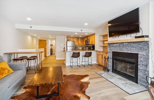 Central Vermont- Killington Condo | Two-Bedroom Condo with Stunning Views and Prime Location A4