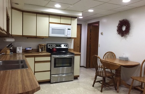 College Apartment | Two bedroom daylight basement apartment on 1 1/2 acres near University