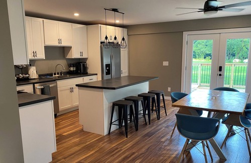 Middlebury Apartment | Two Bedroom East Middlebury Apartment miles from Middlebury College