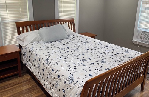 Middlebury Apartment | Two Bedroom East Middlebury Apartment miles from Middlebury College