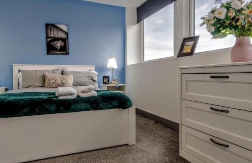Yeadon Apartment | Two Bedroom Flat by Brookland Stays Serviced Accommodation Short Lets Leeds with Free WiFi