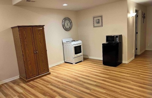 Great Falls House | Two bedroom in an upscale residence. Pet friendly on a case by case basis.