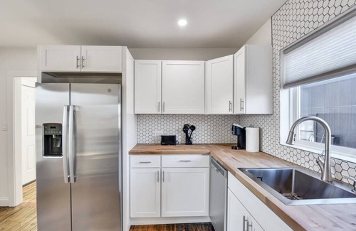 Augusta Apartment | Two Bedroom modern apartment