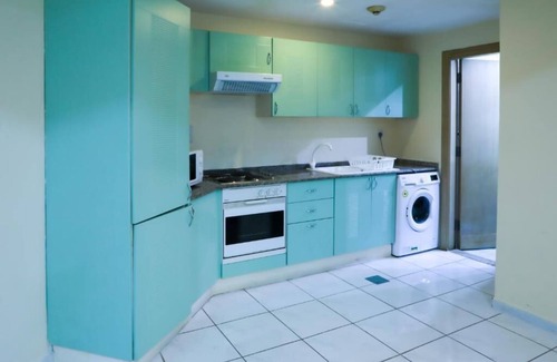 Al Mankhool House | Two Bedroom Near Burjuman Metro Station By Luxury Bookings