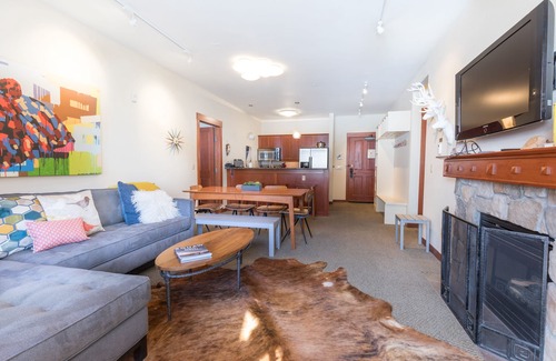 Olympic Valley Condo | Two Bedroom Ski Condo - Village at Palisades Tahoe in Olympic Valley