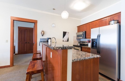 Olympic Valley Condo | Two Bedroom Ski Condo - Village at Palisades Tahoe in Olympic Valley