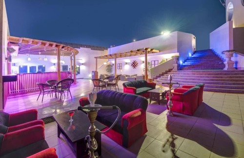 Al Barsha 1 House | Two Bedroom Suite Near Mashreq Metro Station Ab