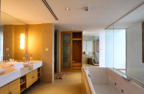 Patong Resort | Two-Bedroom Suite with Ocean View (B)