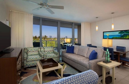 Marco Island Resort | Two bedroom/Two bath Marriott Crystal Shores