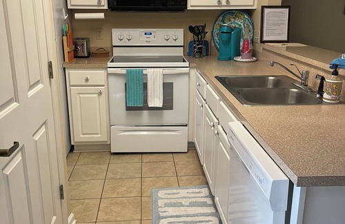 North Myrtle Beach Condo | Two Bedroom First Floor Apartment - Tidewater Golf Course