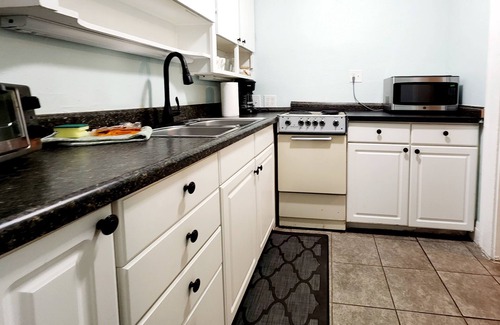 Lakeland Apartment | Two bedrooms Home Duplex in Historic Downtown lakeland