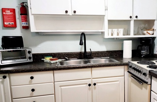 Lakeland Apartment | Two bedrooms Home Duplex in Historic Downtown lakeland