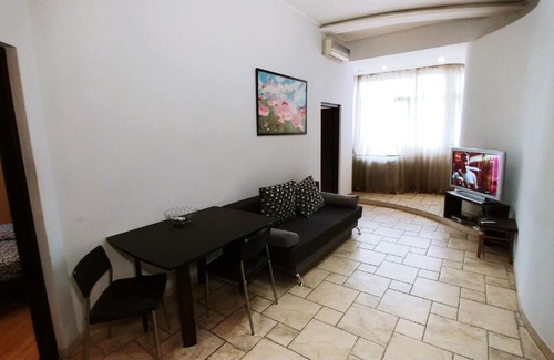 Besarabka Apartment | Two bedrooms. Lux. 2 Esplanadna St. Centre of Kiev