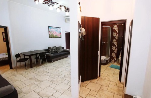 Besarabka Apartment | Two bedrooms. Lux. 2 Esplanadna St. Centre of Kiev