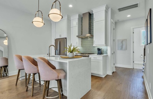 South Nashville House | Two Big Stunning Homes Nextdoor * Downtown Views!