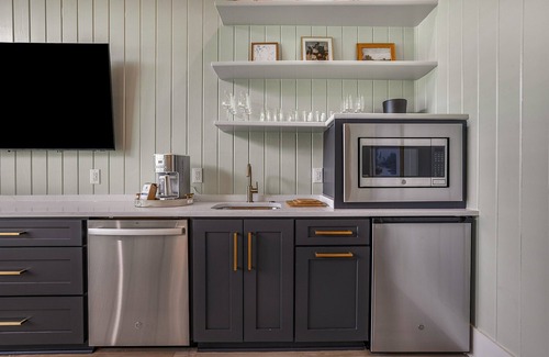 Fairhope Cottage | Two Cottage Suites in one! Downtown Cottage Hideaway