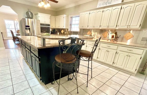 Fayetteville House | Two houses, 8 bedrooms, 4 King beds, 7400 sq ft.