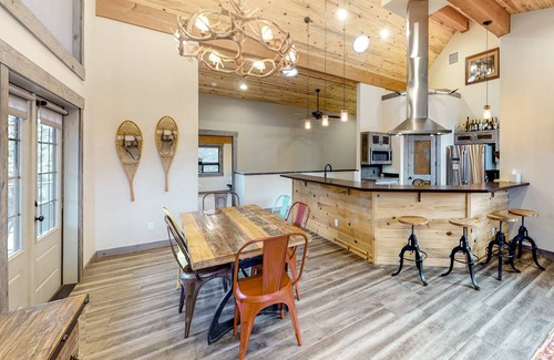 Carbondale House | Two-level home on one acre w/mountain views and deck on Crystal River