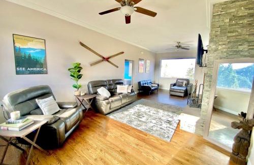 Pocatello House | Two Mountain Homes gated views games & nature