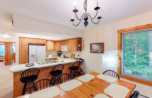 North Troy Condo | Two neighboring condos - walk to lifts, water park, & golf course
