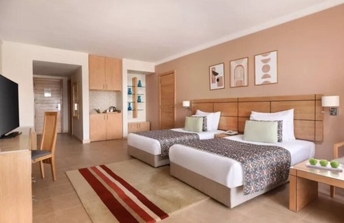Ain Sokhna Hotel | Two Pool-view Rooms l Golf Pro Experience, Outdoor Pool & Beachfront Bliss