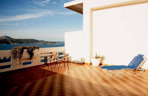 Katochori Apartment | TWO ROOM APPARTMENT WITH AMAZING VIEW. AP.5