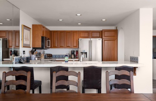 Avalon Condo | Two story 3B|3B villa with ocean views & golf cart