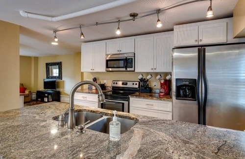 Savannah House | Two Units w/Private Pool - Refresh at Rivermist