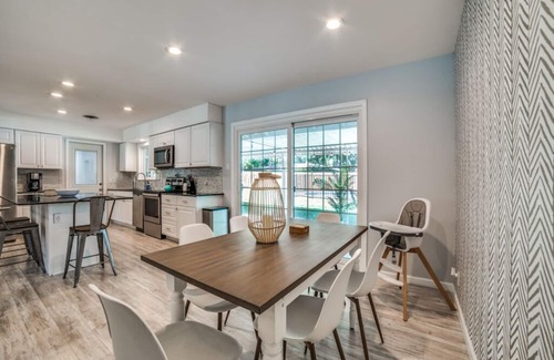Shearer Hills - Ridgeview House | TX Family getaway by downtown,6 flags,3.5 miles to airport
