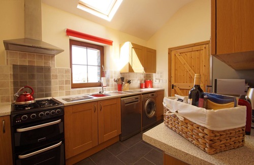 Glandyfi House | Ty ar y Mynydd - Three Bedroom House, Sleeps 6