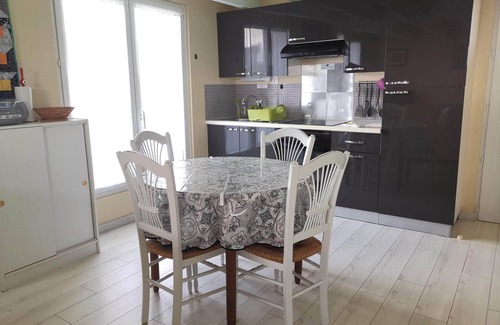 Le Conquet House | Ty Bian, in the countryside and close to the beach