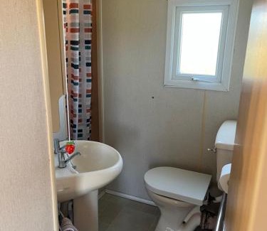 Burry Port Other | Ty gwyn farm caravan