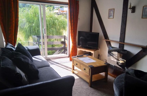 Llanrhaeadr-ym-Mochnant House | Ty Idris