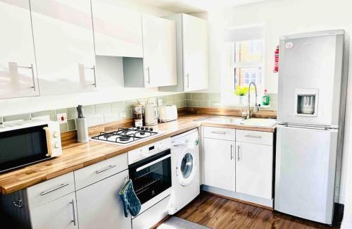 Llanfoist House | Ty Lafant
