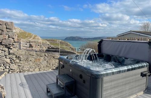 Llandudno House | Ty Mawr, Great Orme