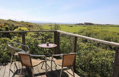 Rhoscolyn House | Ty Mynydd