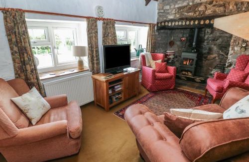 Newport House | Ty-Newydd Cottage
