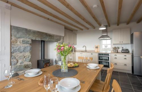 Dyffryn Ardudwy House | Ty-Newydd-Frongaled