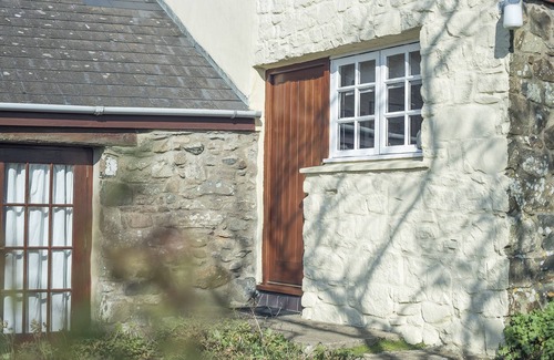 Trefasser Cottage | Ty Uchaf Cottage, Holiday Cottage Pwll Deri, Strumble Head, Sleeps 5, 2 bedrooms, bathrooms