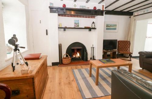 Rhosneigr House | Tyddyn Serri