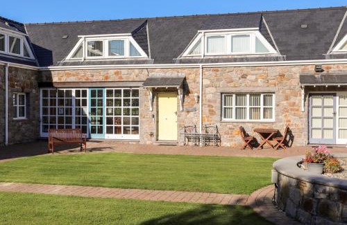 Trearddur Bay House | Tyn Towyn - Ty Melyn