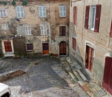 Cervione Apartment | Typical Corsican apartment