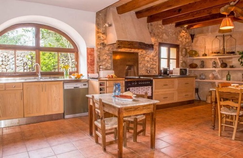 Porreres House | Typical country property with Yacuzzi pool and large outdoor area