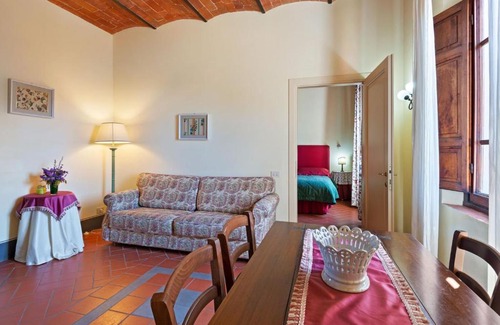 Bucciano Apartment | Typisch Toscaans appartement met zwembad en airconditioning