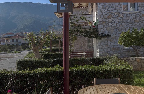 Tiros Apartment | Tyros Boutique Houses