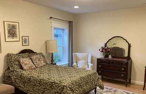 Falls Church House | Tysons-DC-Falls Church Spacious Luxurious Home