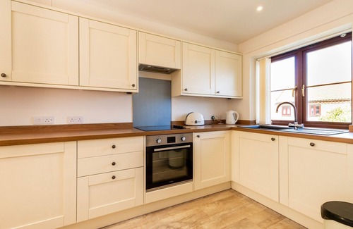 Salthouse Cottage | Tystie Cottage | Coastal property located in area of outstanding natural beauty