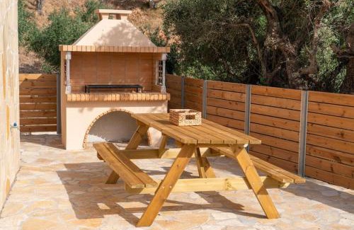 Argostoli House | Tzortzatos Tiny Home